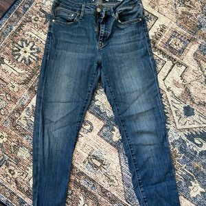 High Waisted Jeans 👖